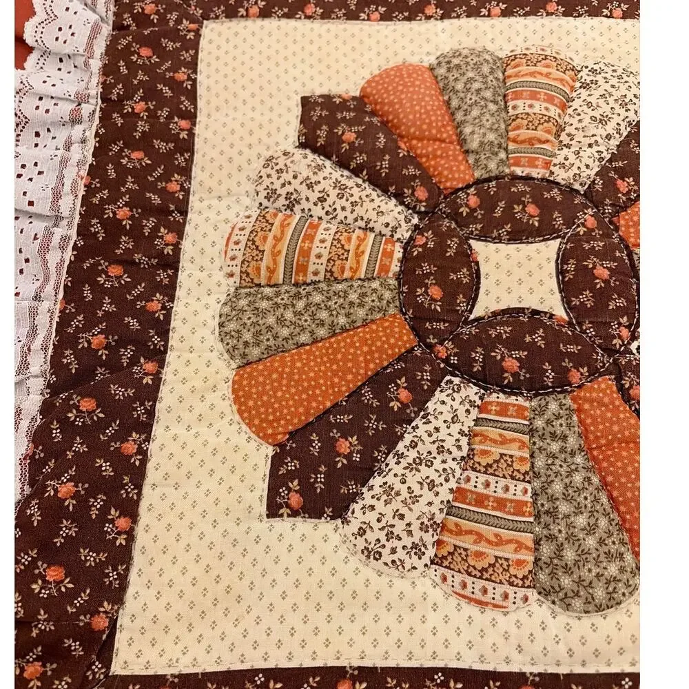 Vintage Handmade Dresden Plate Quilted Pillow Cover Sham 20 x 20 Ruffle READ